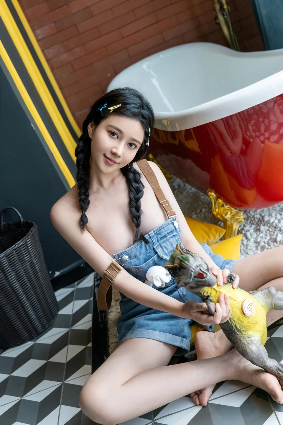 年年 - 背背裤 [80P-695MB] tg@simisebaisi 【丝足阁】060.webp